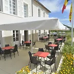Chateau De Collonges Hotel